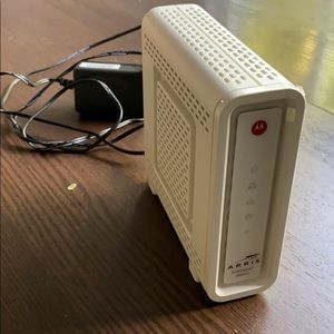 MOTOROLA SB6141 SURFboard DOCSIS 3.0 Cable Mode